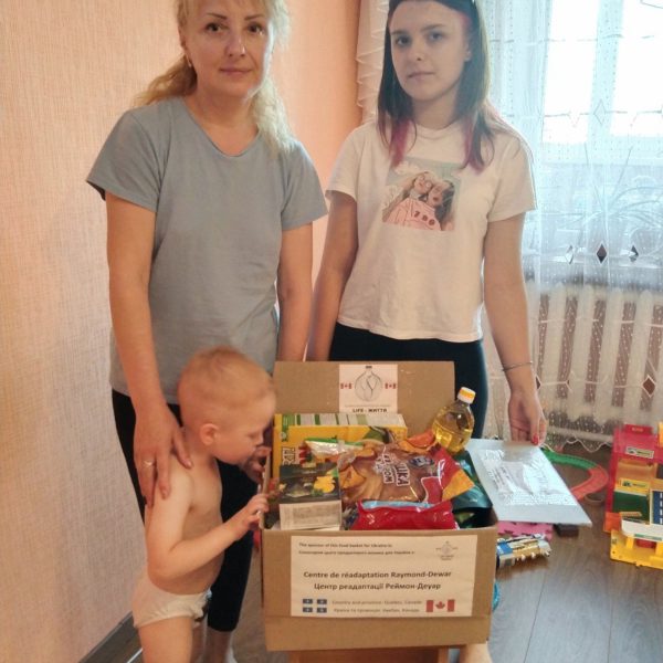 LIFEUA is helping Ukrainians since the first days of the war